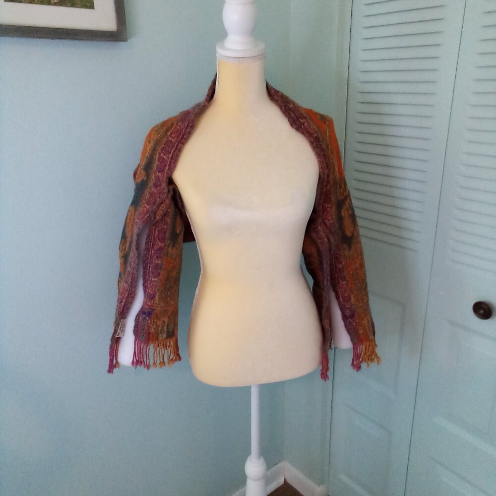 VTG PUTUMAYO 100% WOOL MADE IN INDIA PAISLEY BOHO SHAWL FRINGE ARM HOLES CRINKLE - Picture 7 of 8